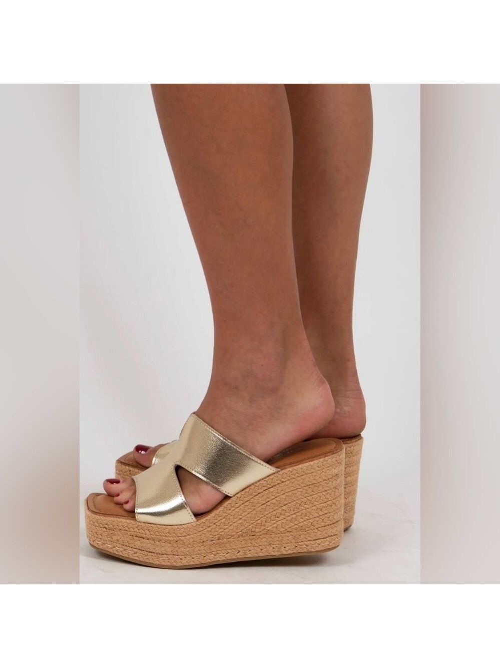 Chinese Laundry Next Door Espadrille Platform Wedge Sandal in Gold- NWT